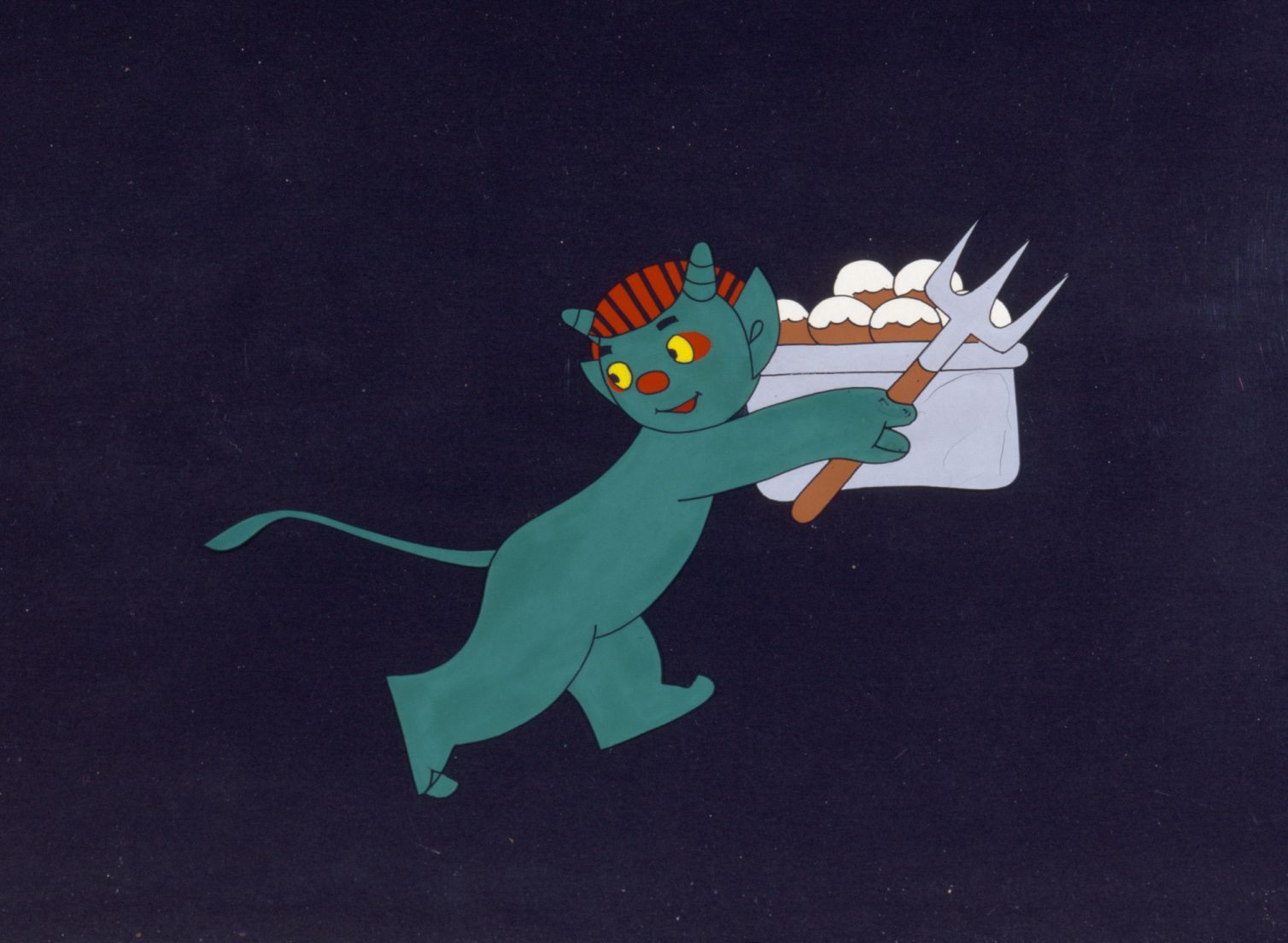 KI generiert: Das Bild zeigt eine animierte Figur eines kleinen Teufels mit rotem Kopf und Hörnern, die einen Trident hält und einen Behälter mit einer Art Süßigkeit oder Schnee trägt. Der Hintergrund ist dunkel und hebt die farbenfrohe Figur hervor.